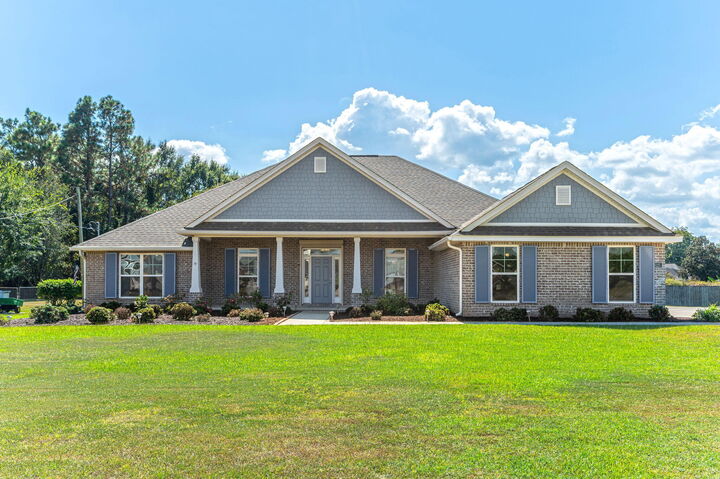 Property Photo:  6125 Quintette Road  FL 32571 