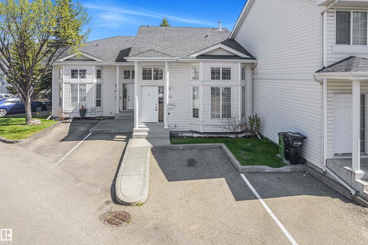 3380 28A Avenue NW 82  Edmonton AB T6T 1V4 photo