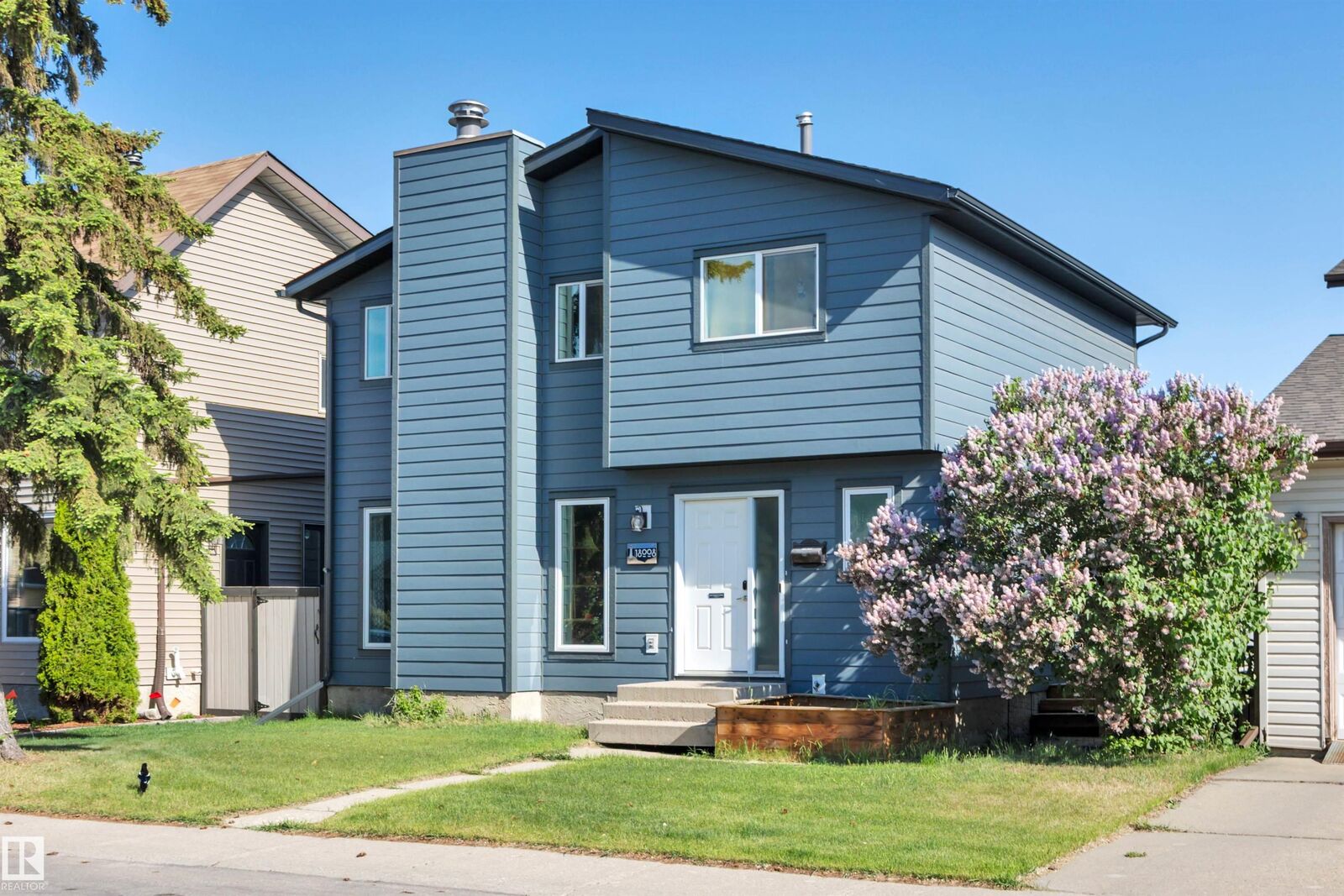 Property Photo:  18008 75 Avenue NW  AB T5T 2H2 