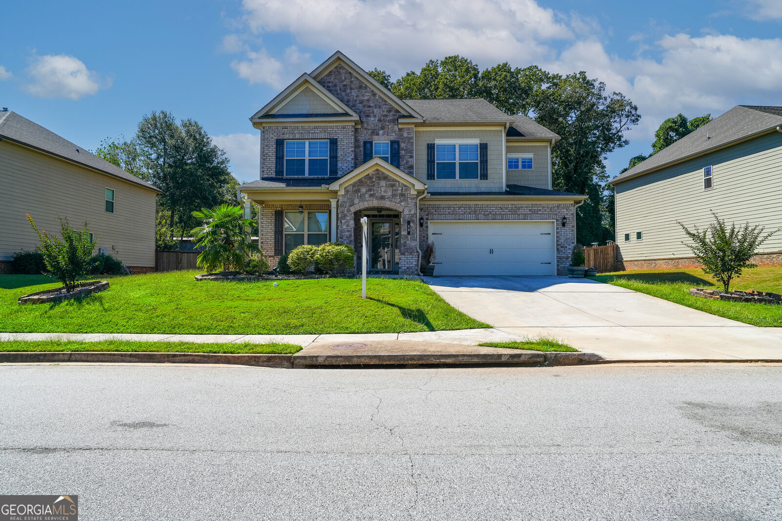 Property Photo: 40 Brickstone Parkway GA 30016