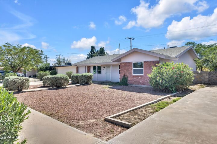 Property Photo:  4609 Skylark Way  TX 79922 