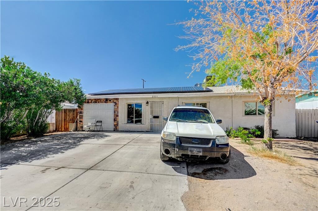 Property Photo: 2821 Bassler Street NV 89030