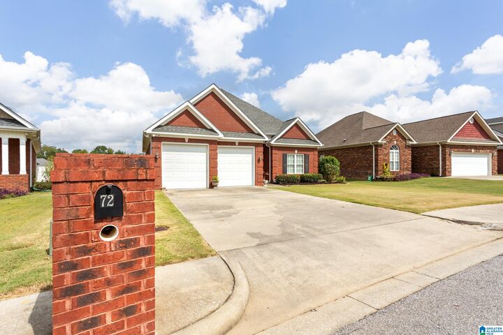 Property Photo: 72 Victoria Place AL 36203