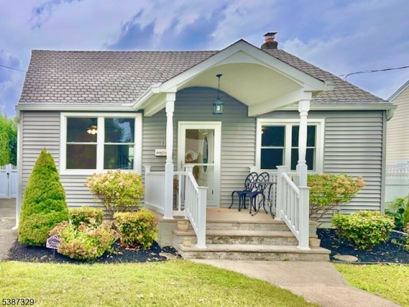Property Photo:  11 Macarthur Ave  NJ 08884 
