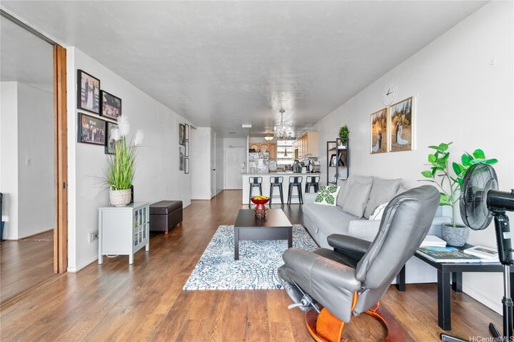 Property Photo:  1015 Ala Napunani Street 802  HI 96818 