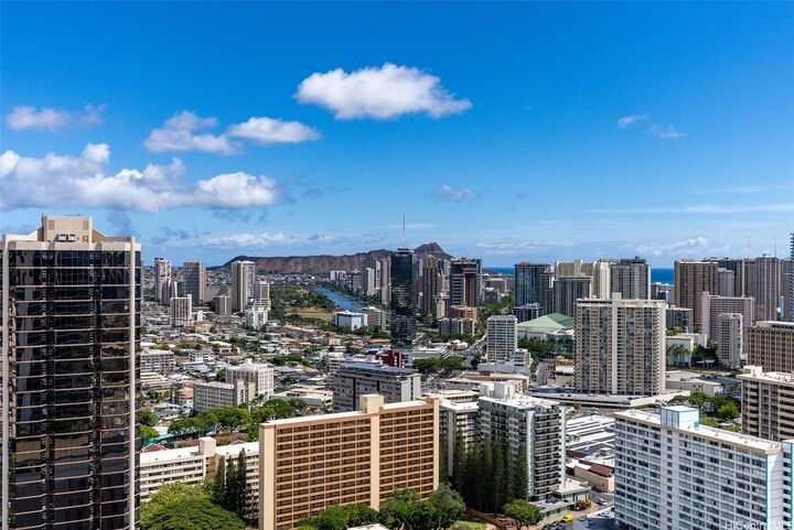 1515 Liona Street 3607  Honolulu HI 96814 photo