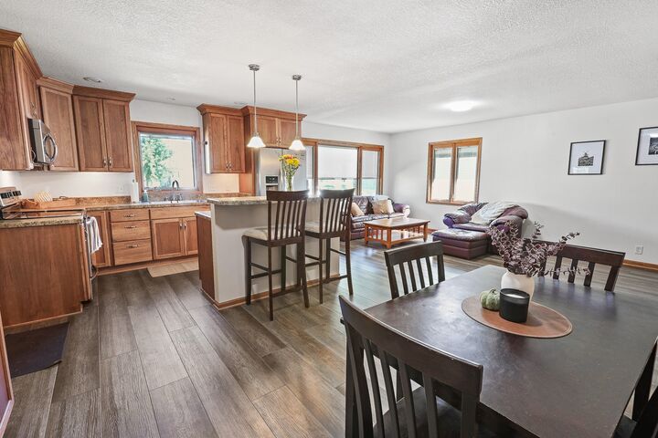 Property Photo: 1211 Columbus Street IA 50219