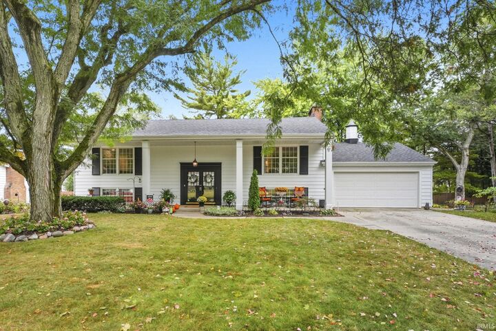 Property Photo:  5426 South Wayne Avenue  IN 46807 