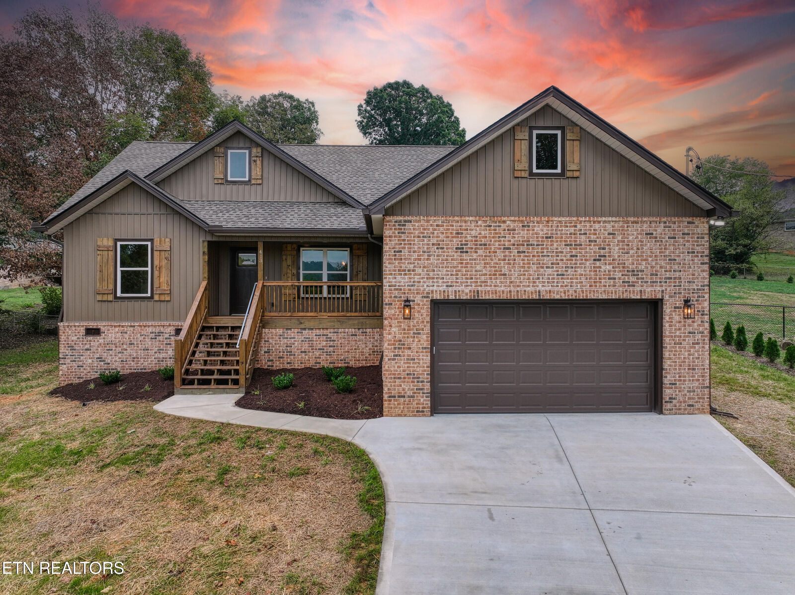 Property Photo:  413 Commanche Tr  TN 37865 