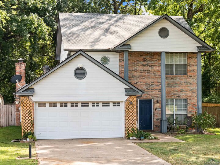 Property Photo: 1139 Kensington Ct. TX 75605