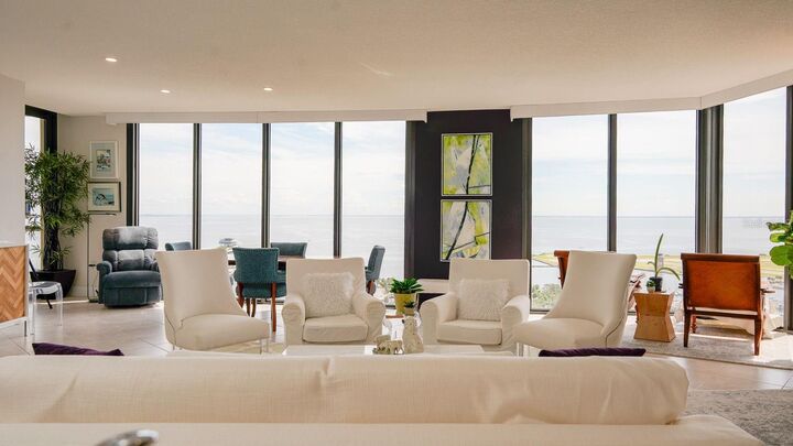 Property Photo: 1 Beach Drive SE 2405 FL 33701