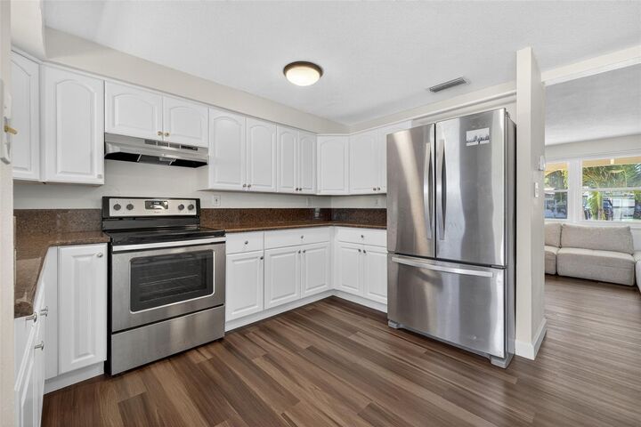 Property Photo:  543 84th Avenue N  FL 33702 