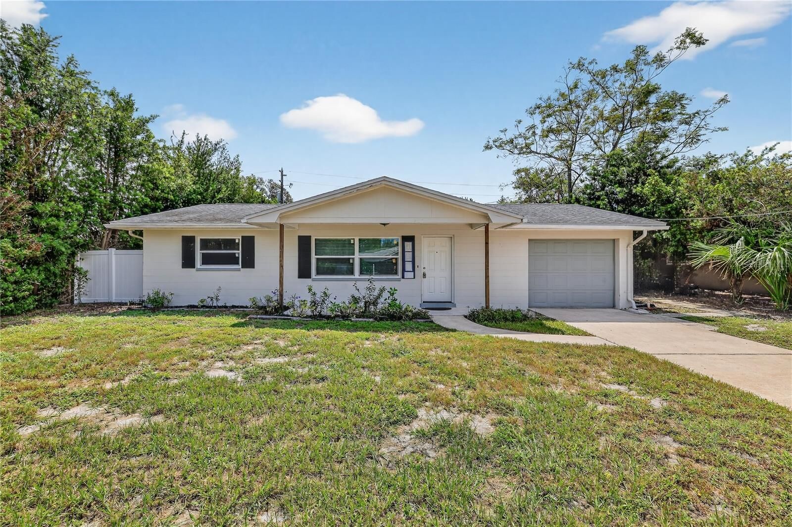 Property Photo:  14532 Sioux Avenue  FL 33774 