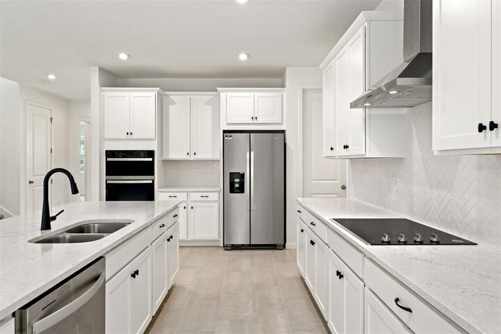 Property Photo:  13306 Generations Avenue  FL 32832 