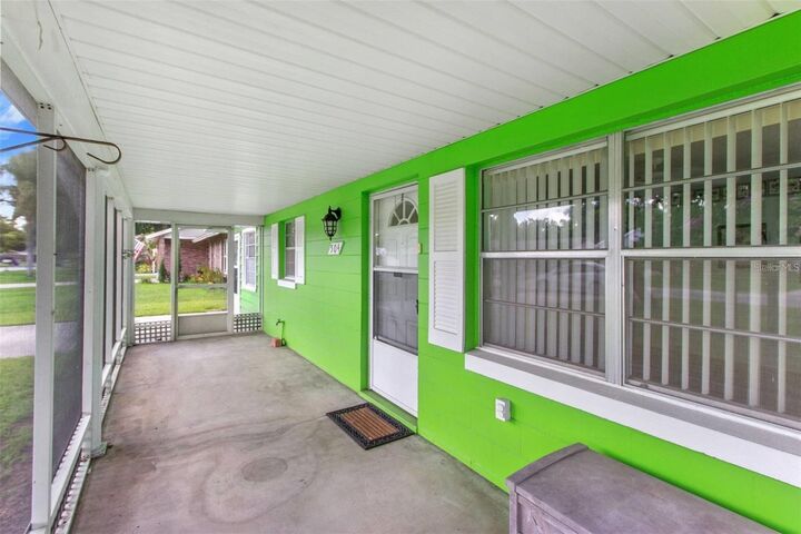 Property Photo:  504 Wyoming Avenue  FL 34769 