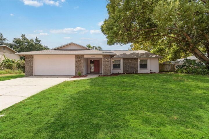 Property Photo:  8108 Bluestar Circle  FL 32819 