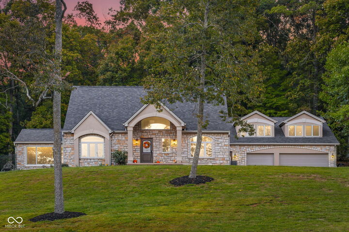 4872 S Poplar Drive  Columbus IN 47201 photo