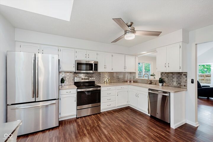 Property Photo:  46 Granite Court  IN 46032 