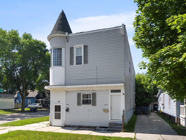 Property Photo:  1332 S 9th St  WI 53081 