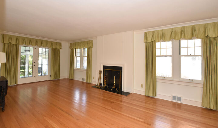 Property Photo:  1919 Forest St  WI 53213 