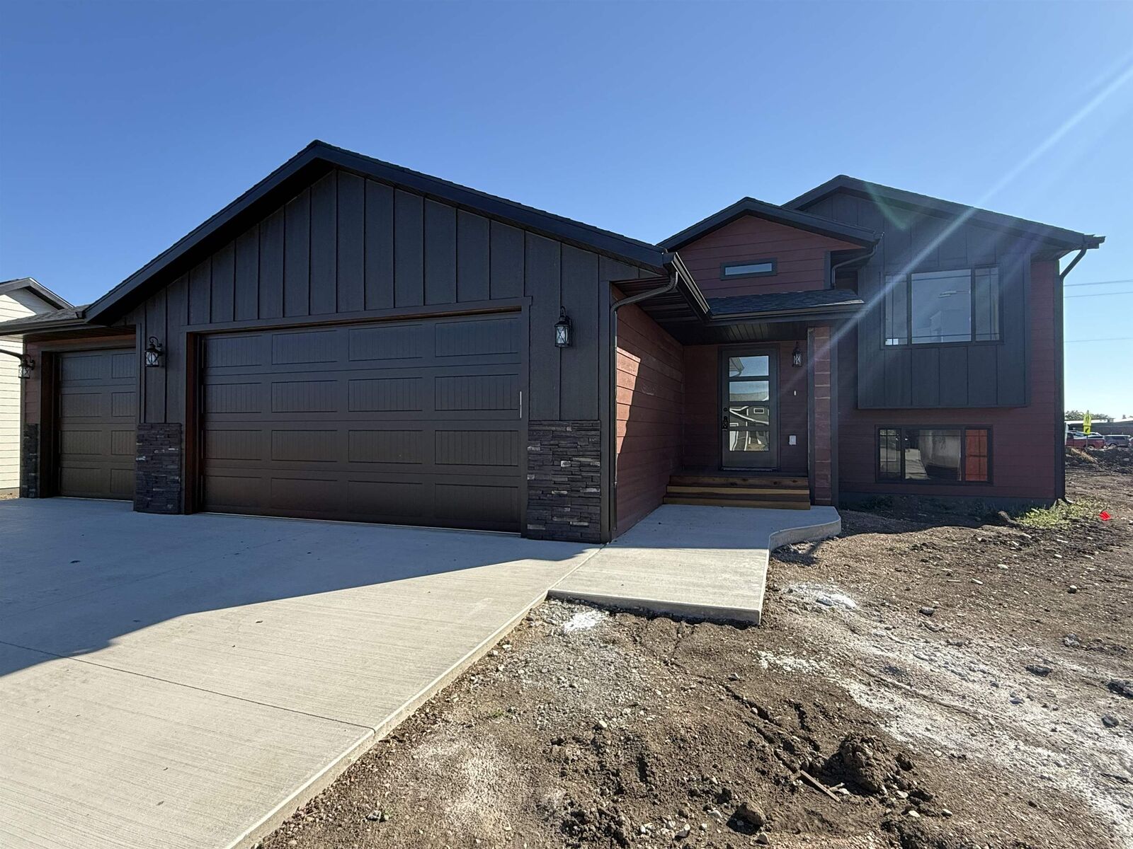 Property Photo: 648 Eagle Court SD 57719