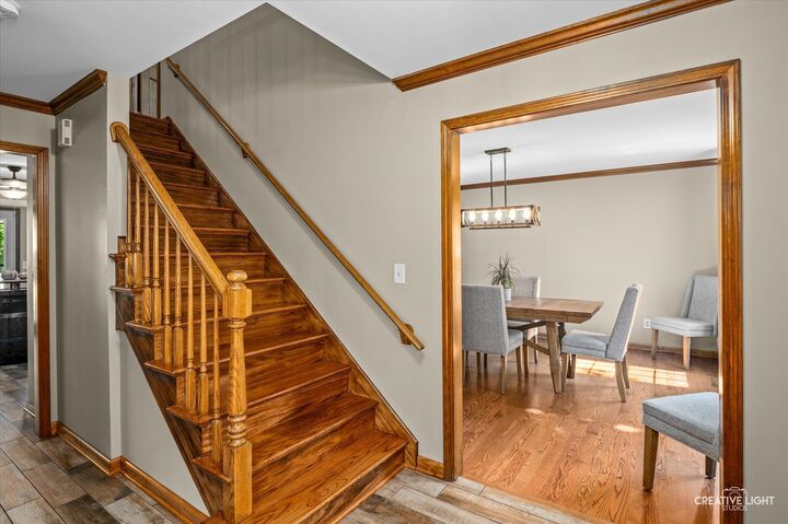 Property Photo:  11 Hardwick Court  IL 60554 