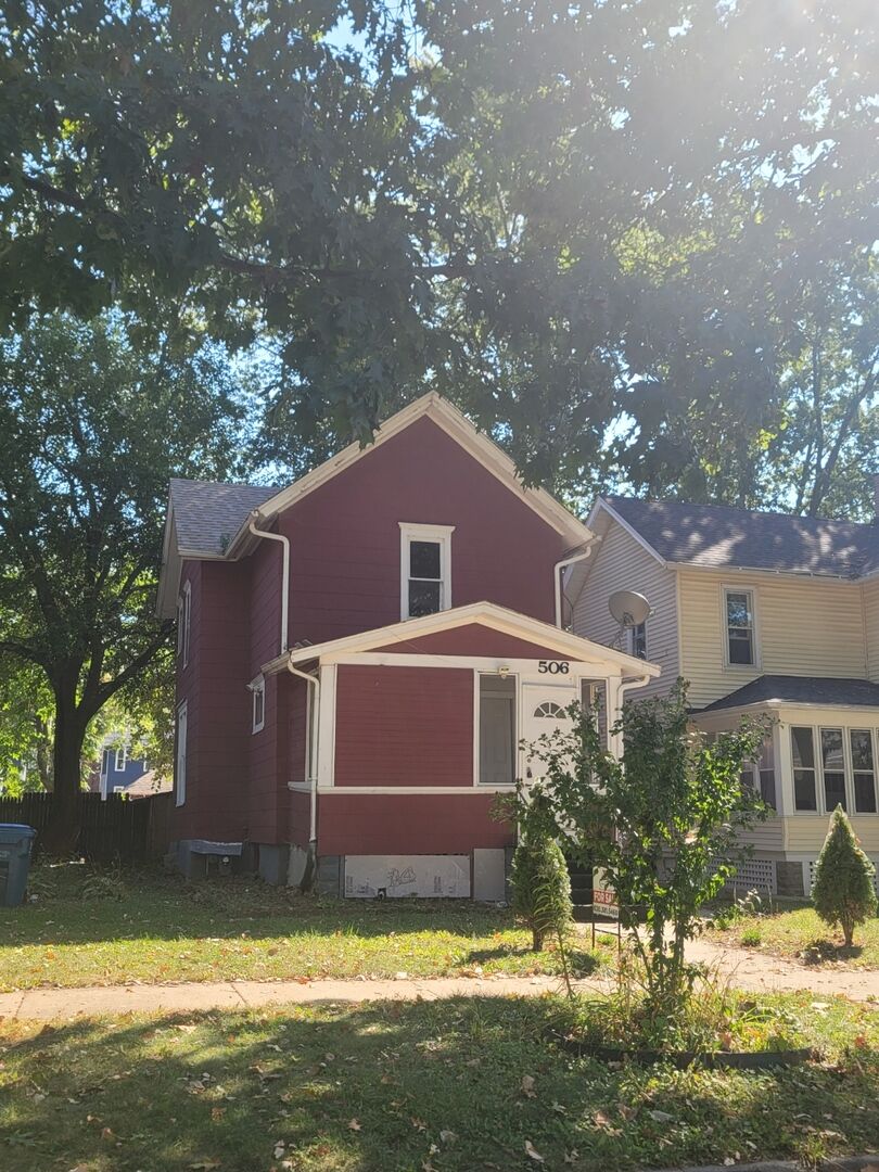 Property Photo:  506 S Lasalle Street  IL 60505