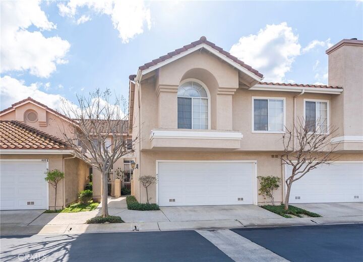 Property Photo:  620 Ivywood Lane F  CA 93065 