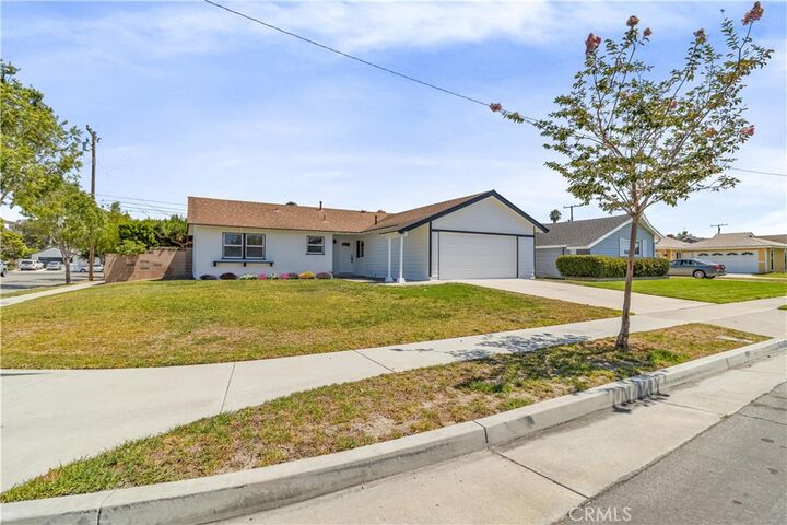 16102 Ballad Lane  Huntington Beach CA 92649 photo