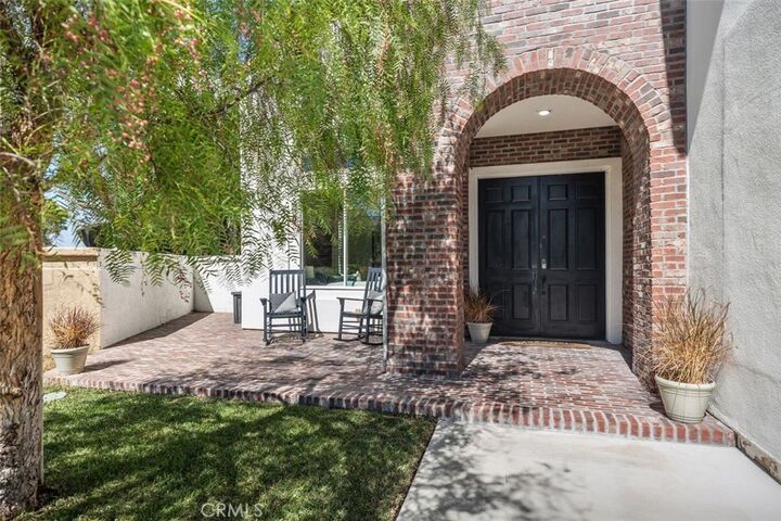 Property Photo:  2 Via Bandada  CA 92688 