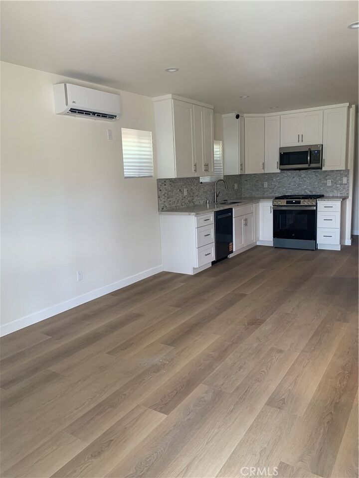 Property Photo: 800 E 83rd Street CA 90001
