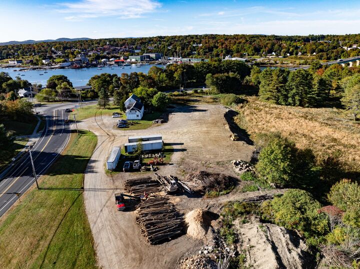 Property Photo: 2 Swan Lake Avenue ME 04915