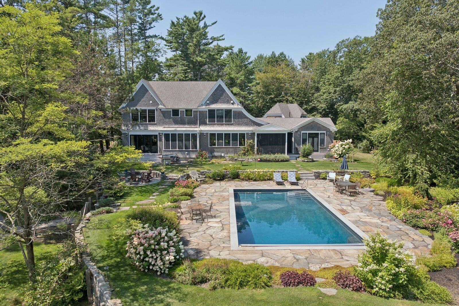 Property Photo:  109 Foreside Road  ME 04105 