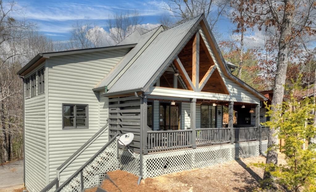 Property Photo:  85 Foster Cove Road  GA 30513 