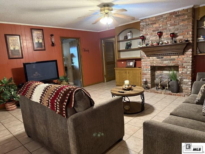 Property Photo:  2022 Saturn Drive  LA 71220