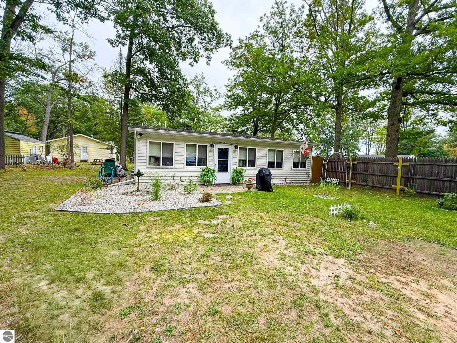 Property Photo:  112 Cottage Drive  MI 48651