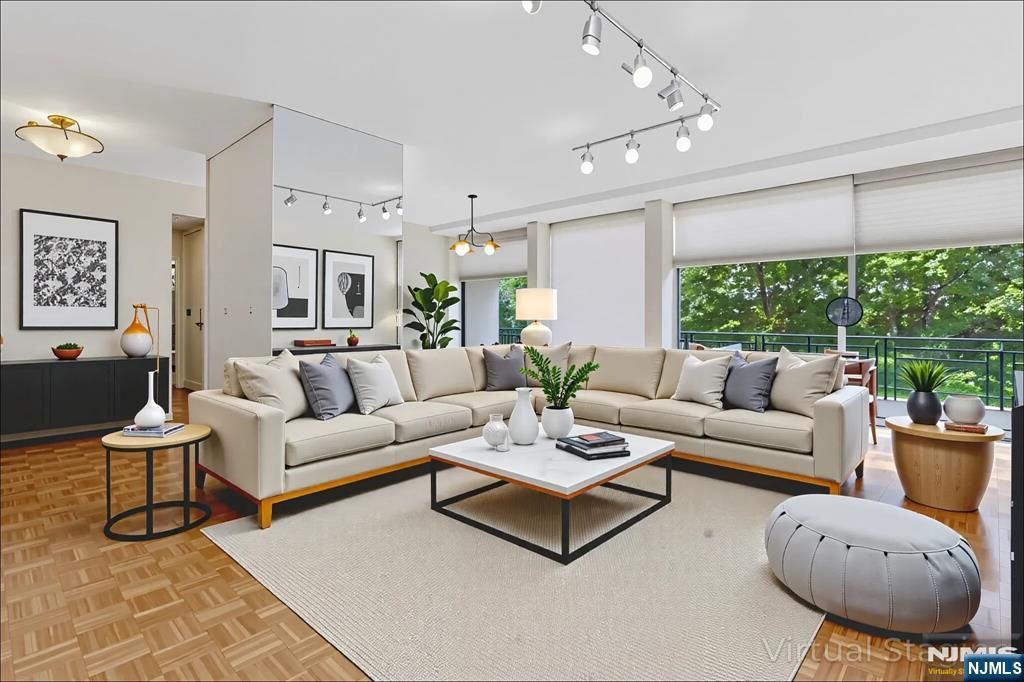 Property Photo:  4 Horizon #416  NJ 07024 