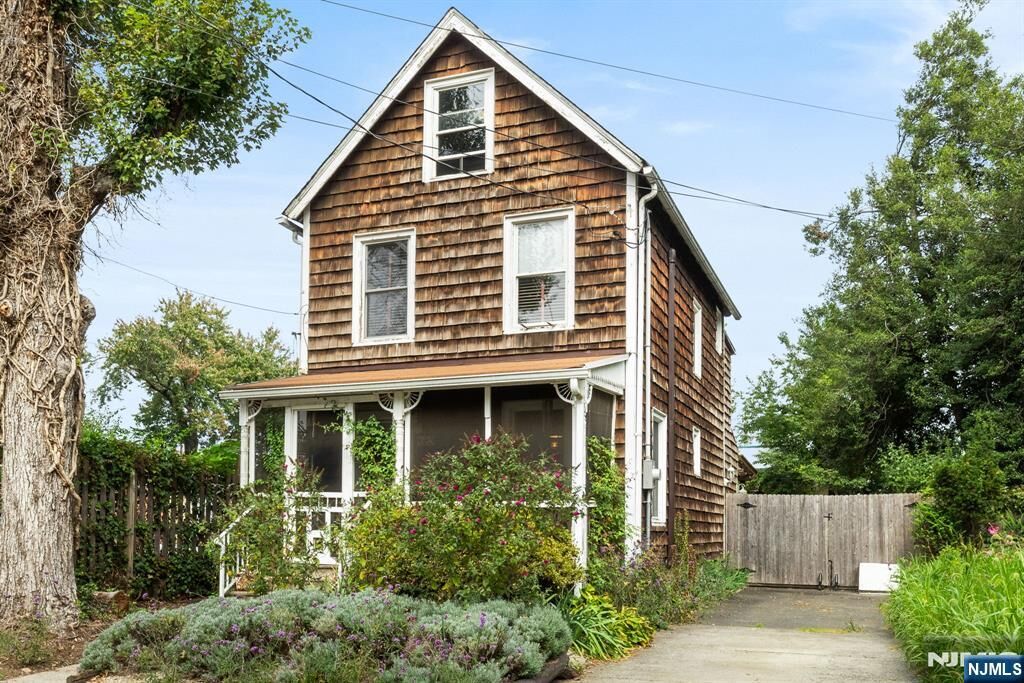 Property Photo:  125-127 Lafayette Place  NJ 07060 