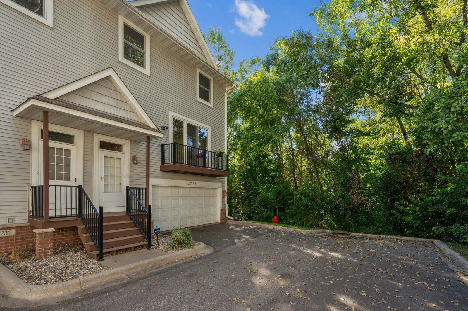 Property Photo:  2728 Century Court  MN 55110 