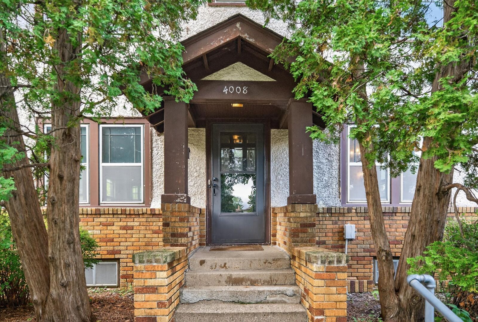 Property Photo:  4008 Harriet Avenue  MN 55409 