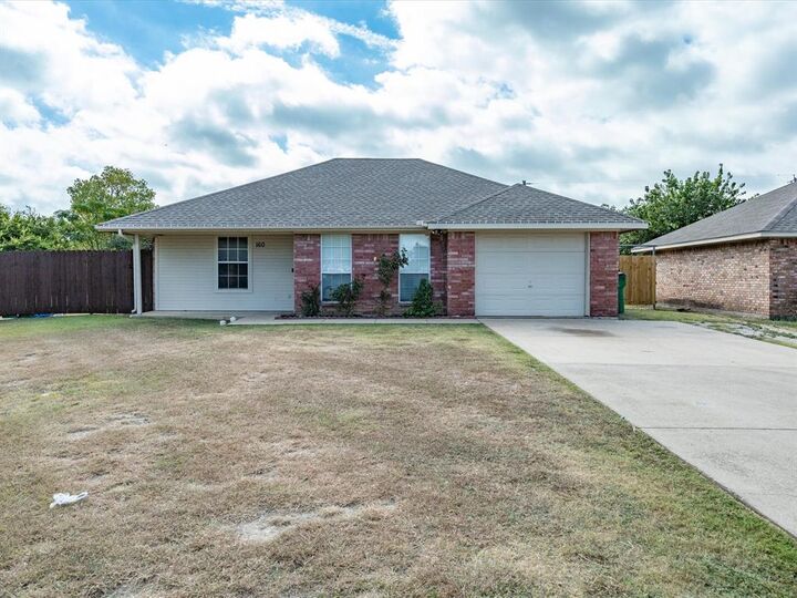 Property Photo: 160 Rusty Lane TX 75165