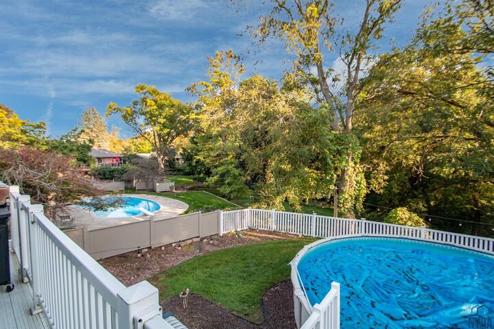 Property Photo:  306 Pelletier Dr  IA 51104 