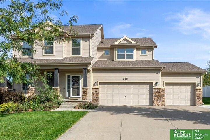 Property Photo: 21110 Buchanan Parkway NE 68028
