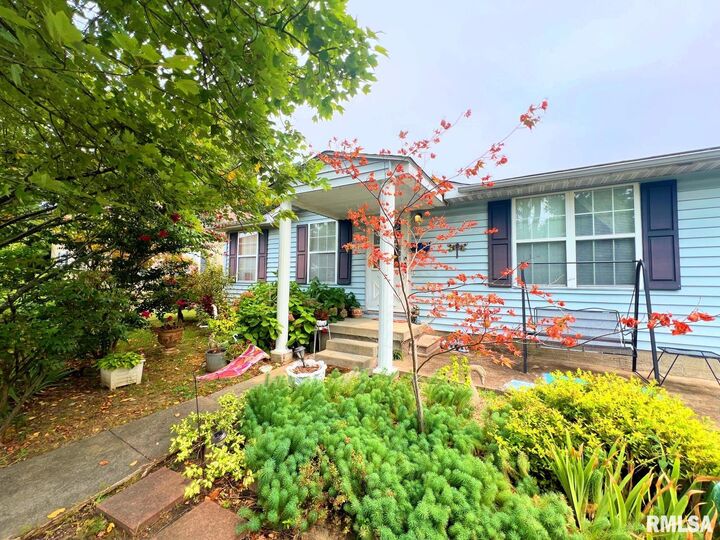 Property Photo:  312 S 16th Street  IL 62948 