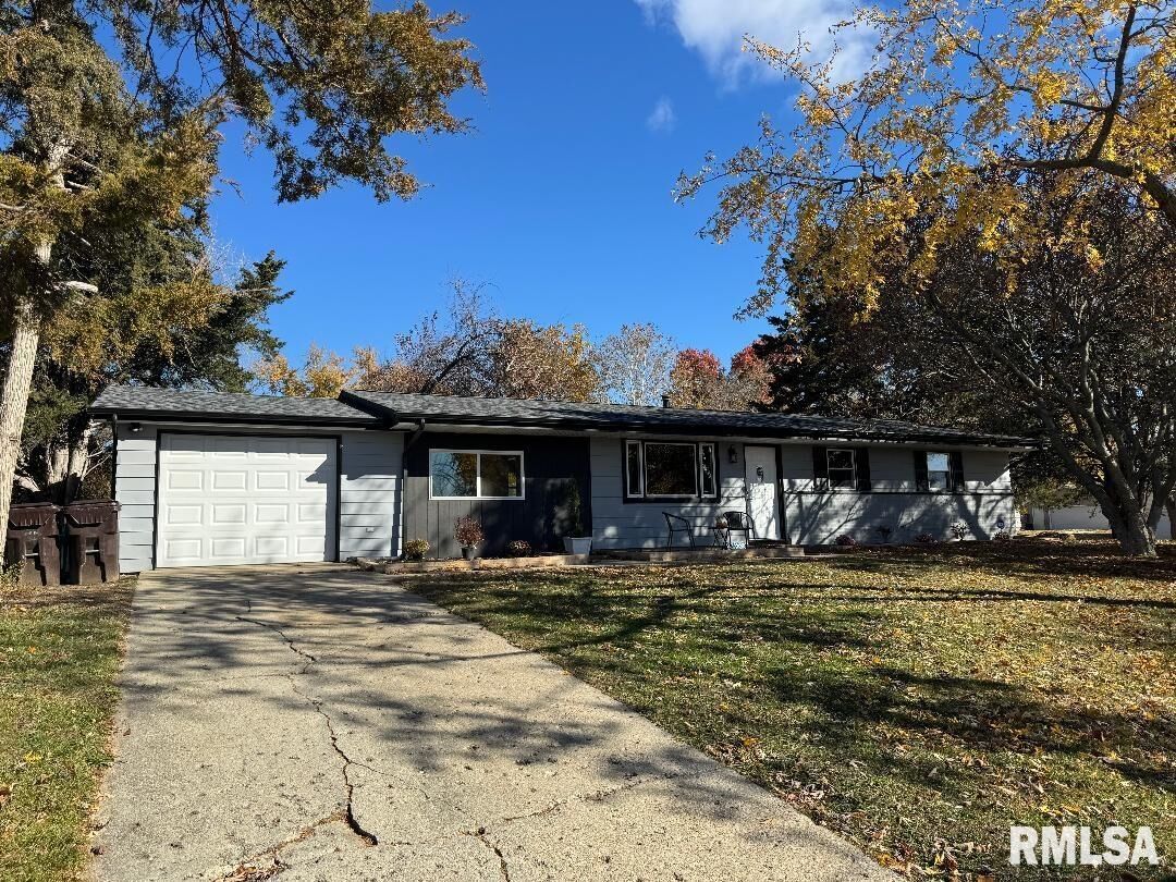 Property Photo:  2135 W Orlando Drive  IL 61614 