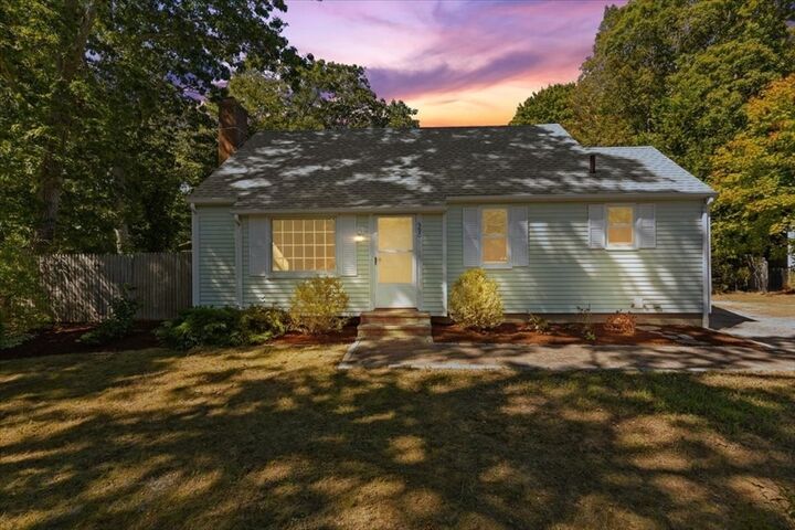 Property Photo:  590 Sandwich Rd  MA 02536 