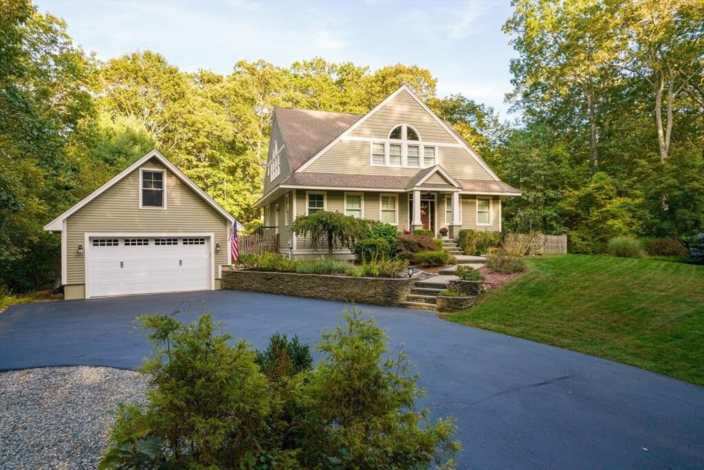 Property Photo:  17 Sunrise Rd  MA 01921 