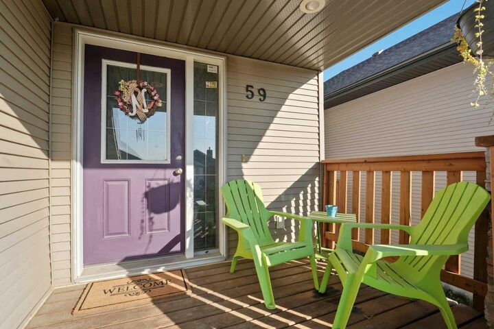 Property Photo:  59 Inkster Close  AB T4R 0A7 