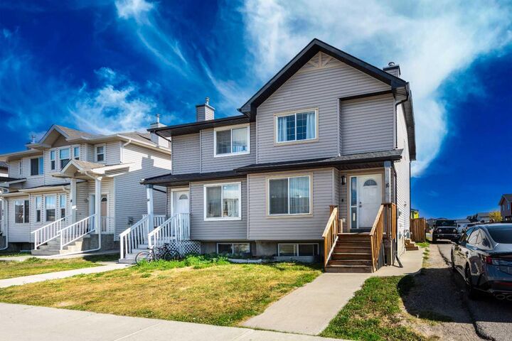 Property Photo: 10 Tarawood Lane NE AB T3J 4S9