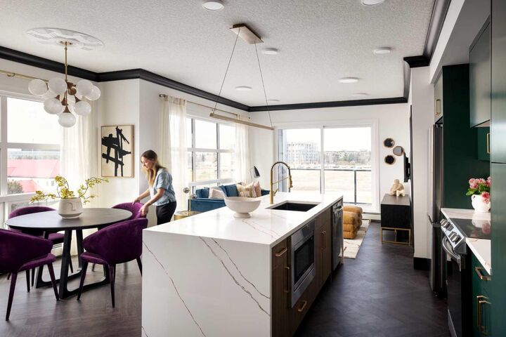Property Photo:  330 Dieppe Drive SW 109  AB T3E 2L4 